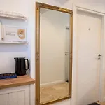 Lazynest Aparthotel 3*