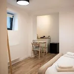 Lazynest 3* Bucharest