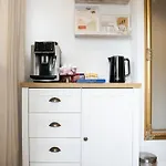 Апарт-готель Lazynest 3*