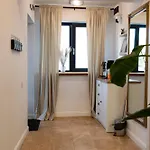 Lazynest 3* Bucharest