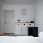 Hotel apartamentowy Lazynest