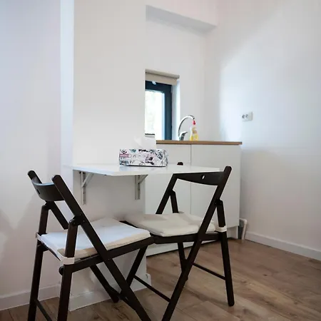 Lazynest Aparthotel 3*