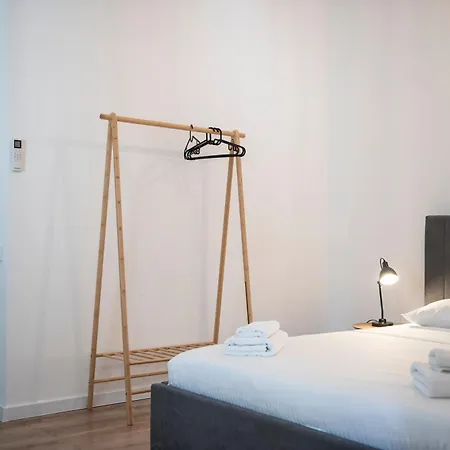 מלון דירות Lazynest *