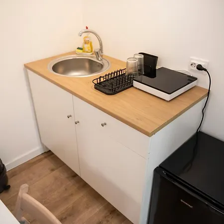 Lazynest Bukarest