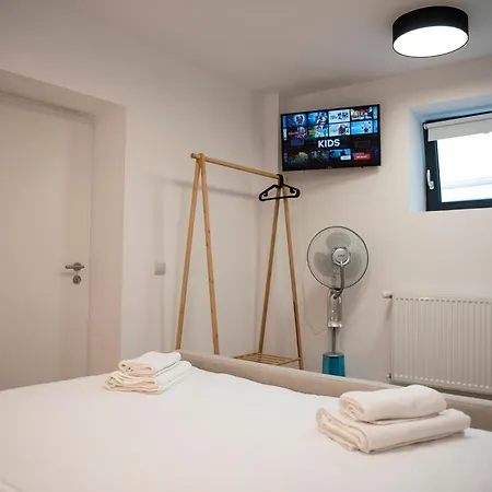 Lazynest